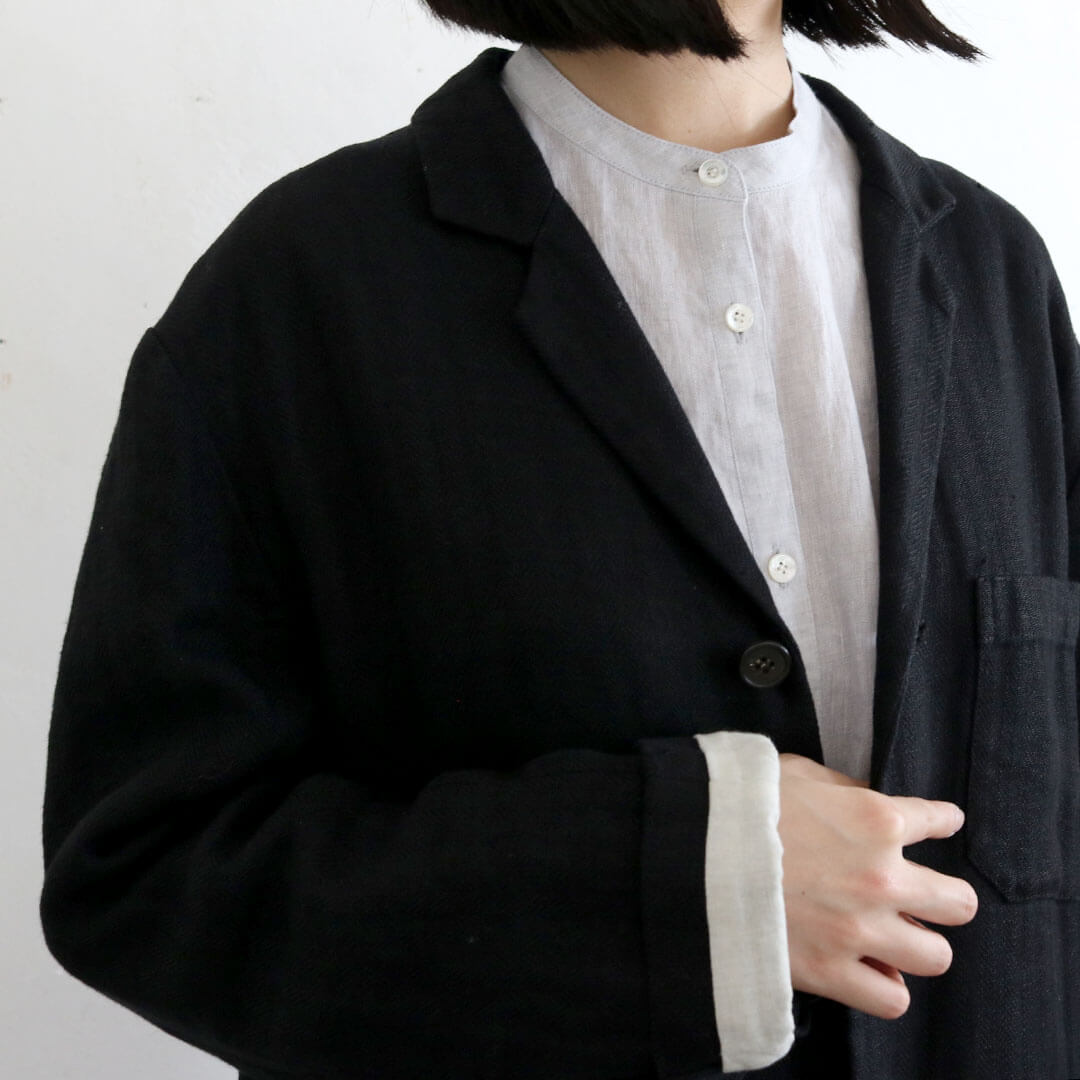 SALUÉ／ユニセックス コートジャケット