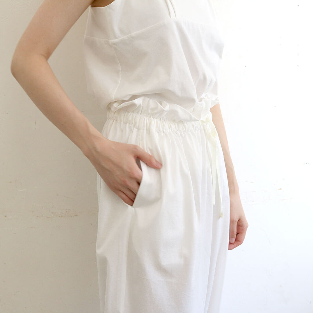 ［SALUÉ］white label スムース パンツ