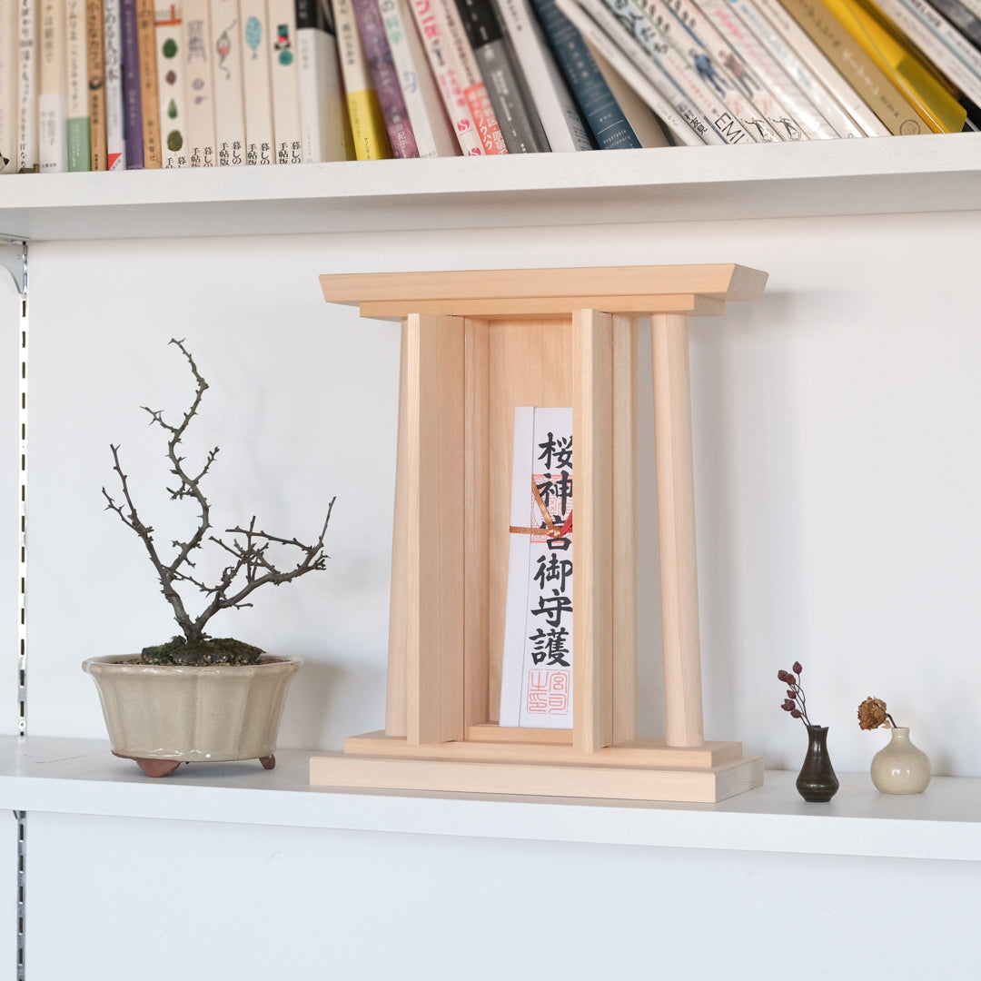 【直送・受注商品】［woodpecker］神棚「GIRIDO」 置き型