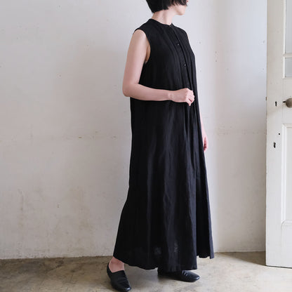 ［SALUÉ］ピンタックノースリーブドレス／ミッドウェイトリネン