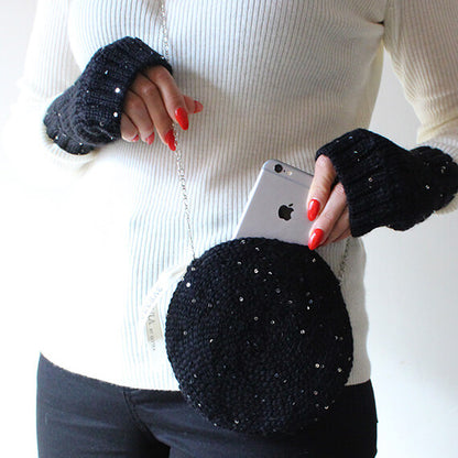 携帯などをいれて