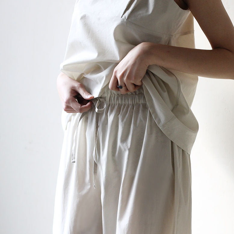 ［SALUÉ］white label ロングペティパンツ