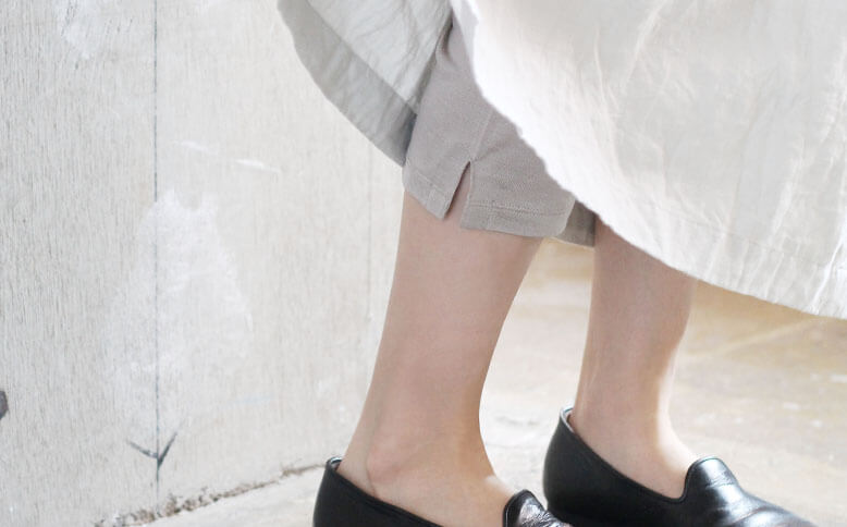 COCOONA SKINWEAR／クロップド パンツ