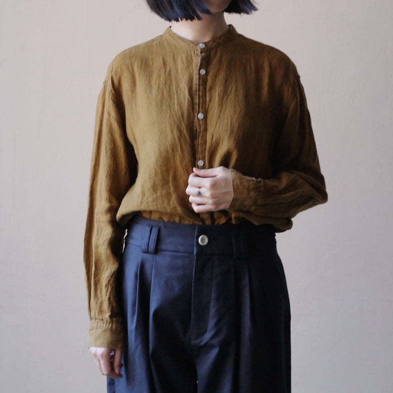 SALUÉ／ユニセックスバンドカラーシャツ／ライトウェイトリネン