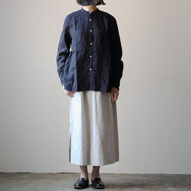 SALUÉ／ユニセックスバンドカラーシャツ／ライトウェイトリネン