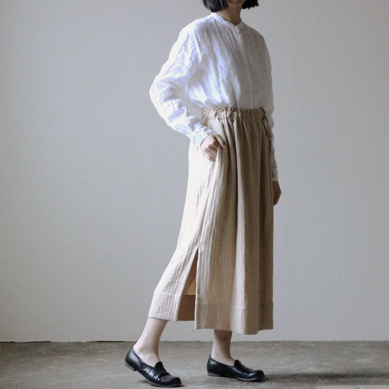 ［SALUÉ］ワンサイドスリットロングスカート／ヘリンボーンリネン
