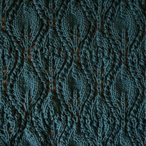 パターン＜リーフパターンのマーガレット＞