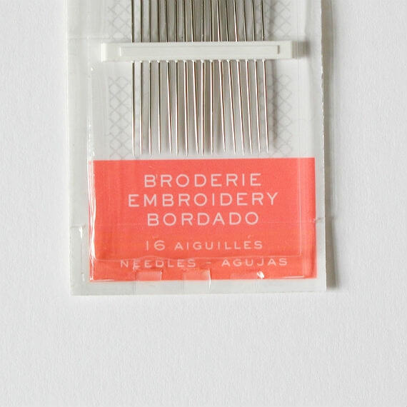 刺繍に適した、尖った針先です