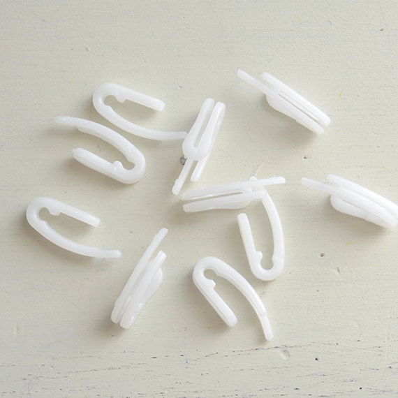 ペンシルプリーツカーテン用　ギャザーフック