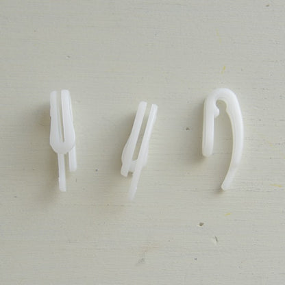 ペンシルプリーツカーテン用　ギャザーフック