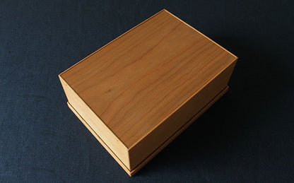 ［岡野達也］square box