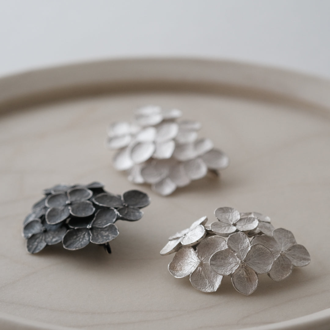 【受注商品】［Furuhashi michiko］アナベルブローチ【23FM】