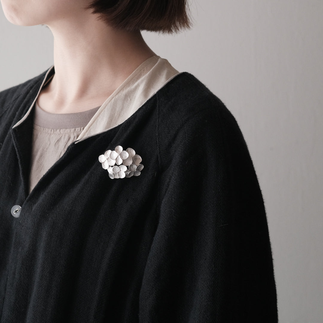 【受注商品】［Furuhashi michiko］アナベルブローチ【23FM】