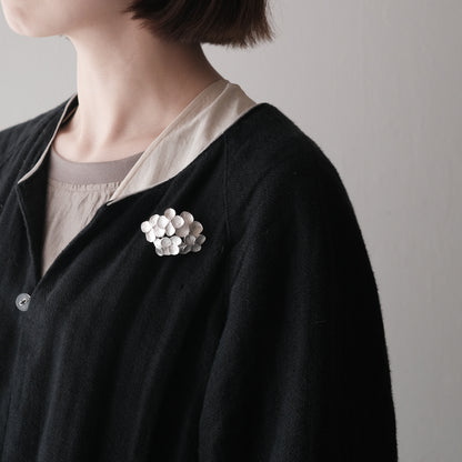 【受注商品】［Furuhashi michiko］アナベルブローチ【23FM】