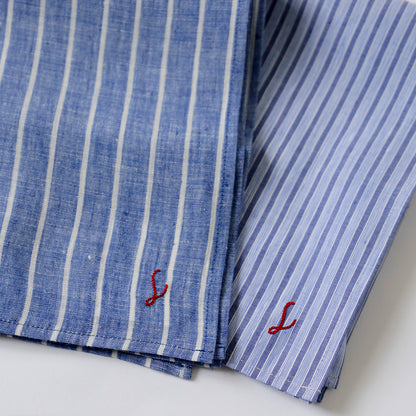 左：ブル・ストライプ(リネン)[完売]　右：ブルーストライプ（コットンリネン）[完売]