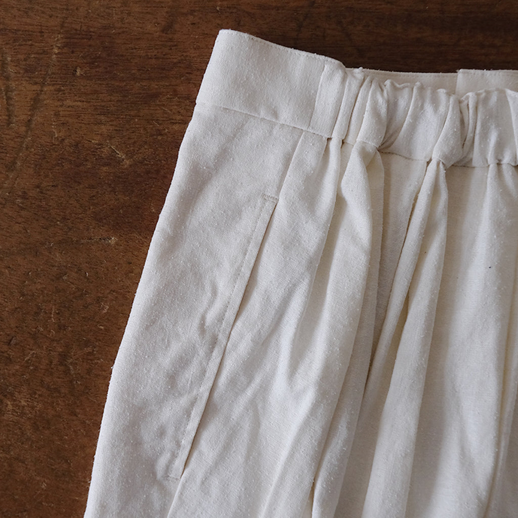 ［the last flower of the afternoon］月暈のtucked pants