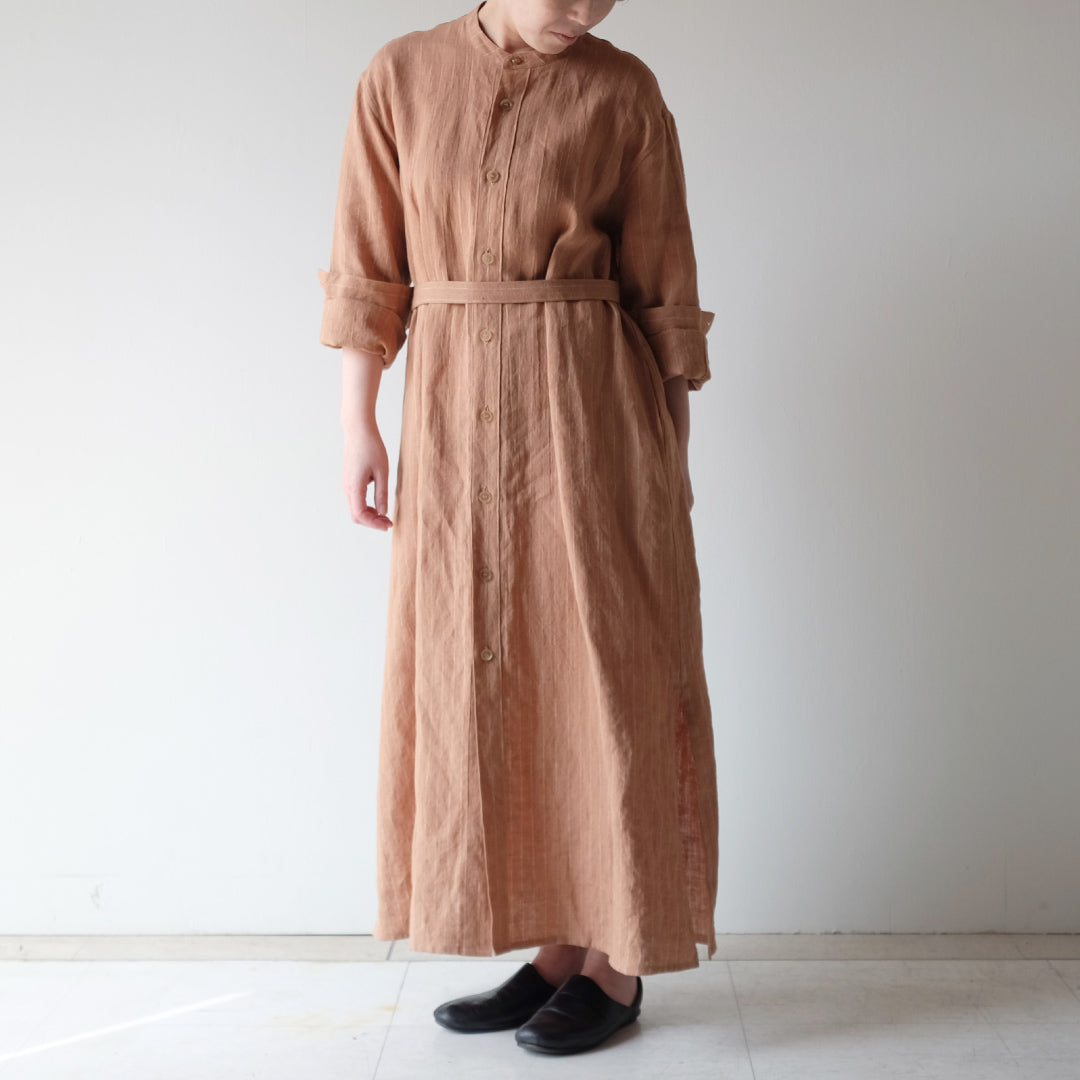 SALUÉ／バックピンタックドレス／ミッドウェイトリネン
