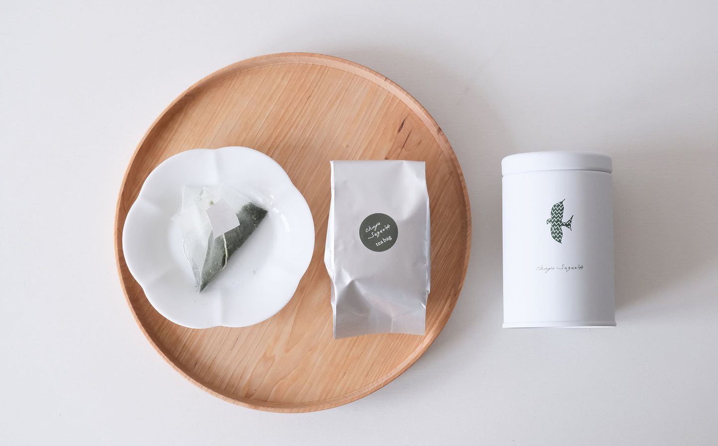 ［茶屋すずわ］おやつのお茶（深蒸し煎茶）