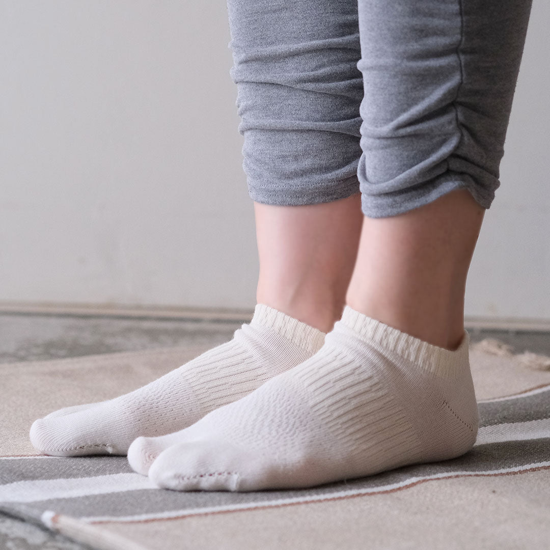 ［SYN:］JOGGING SOCKS