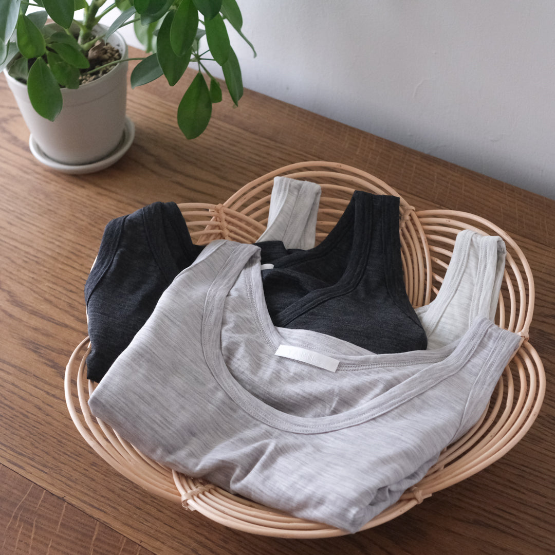 YARN ロト・ブラタンクトップ メリノウール black & gray YARN ロト・ブラタンクトップ メリノウール black & gray ロト