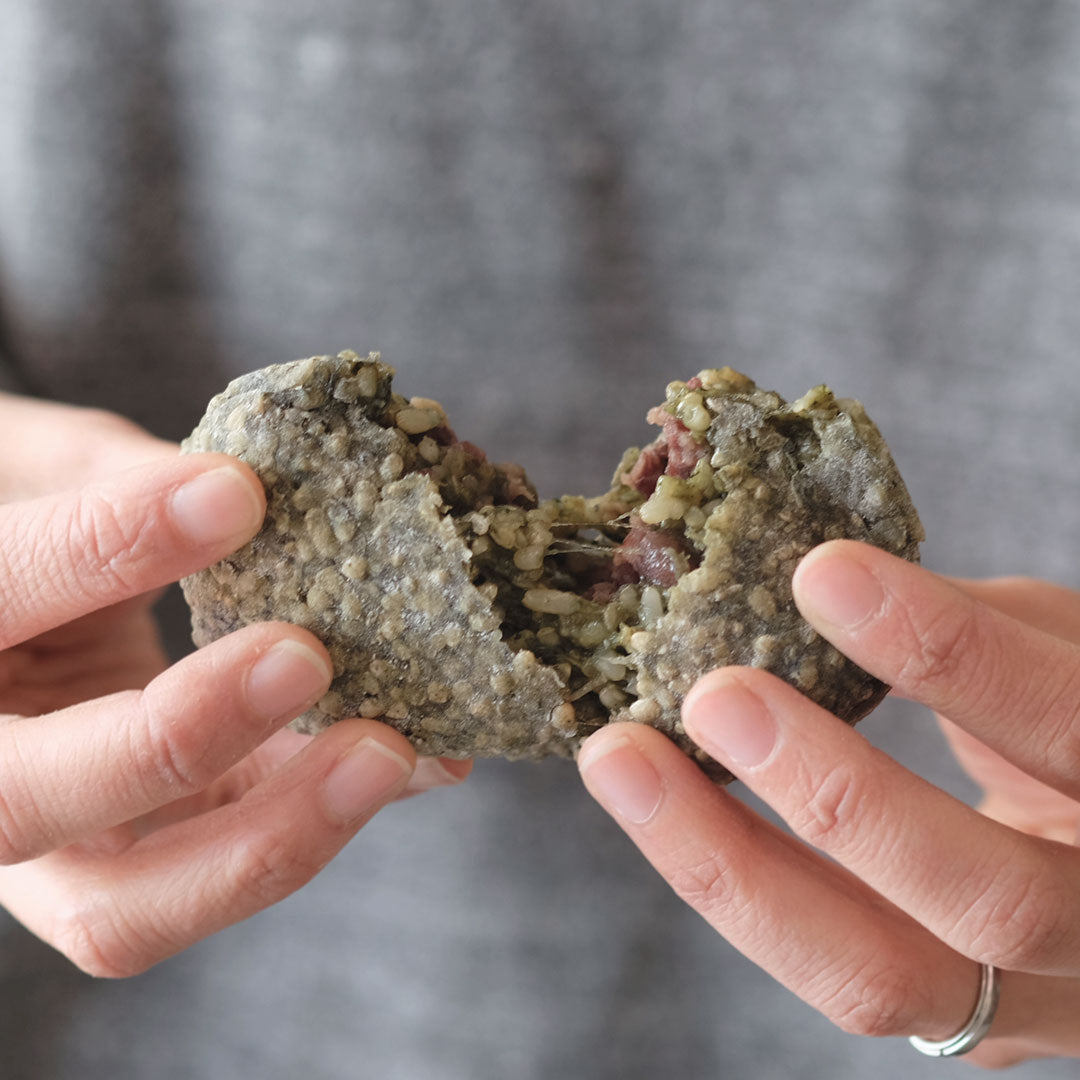 【生産者直送便】［まるざ発芽玄米研究所］よもぎ あん入り発芽玄米もち（8個入り）
